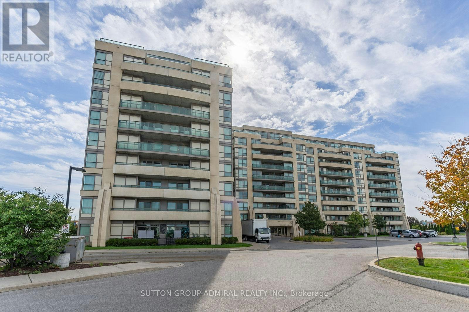 412-75 Norman Bethune Avenue, Richmond Hill, ON, L4B 0B6