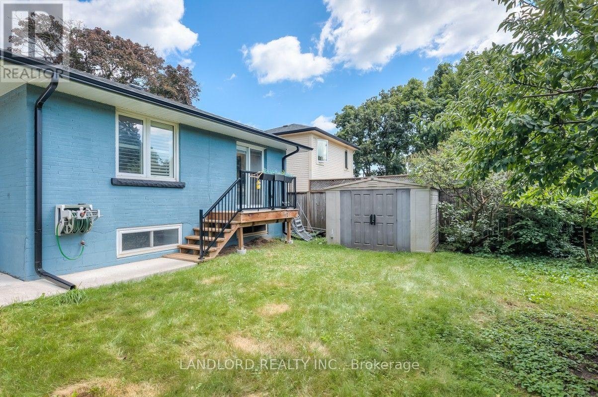 MAIN-257 Wales Crescent, Oakville, ON, L6L 3X8 - 25