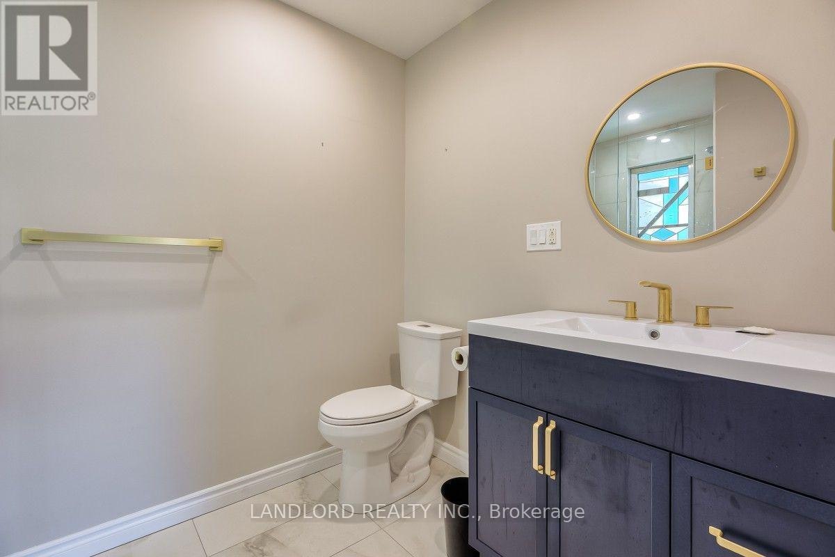 MAIN-257 Wales Crescent, Oakville, ON, L6L 3X8 - 18