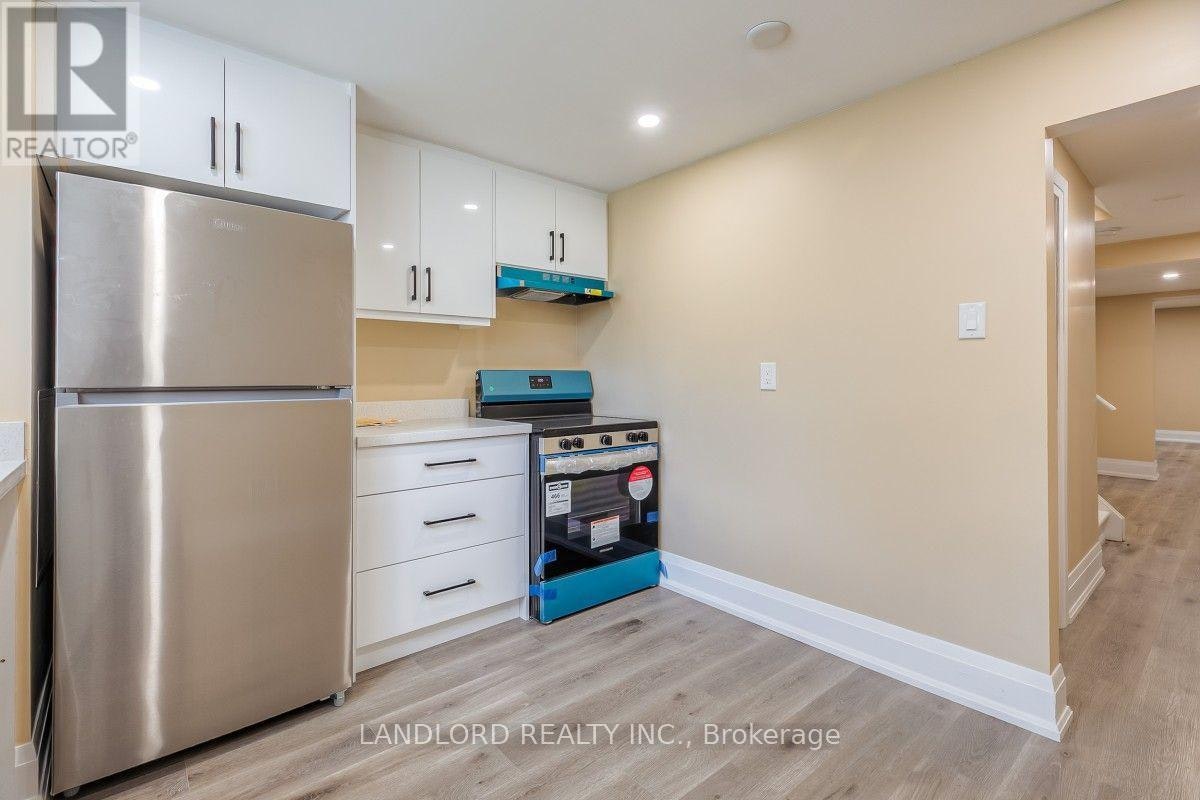 LOWER-257 Wales Crescent, Oakville, ON, L6L 3X8 - 9