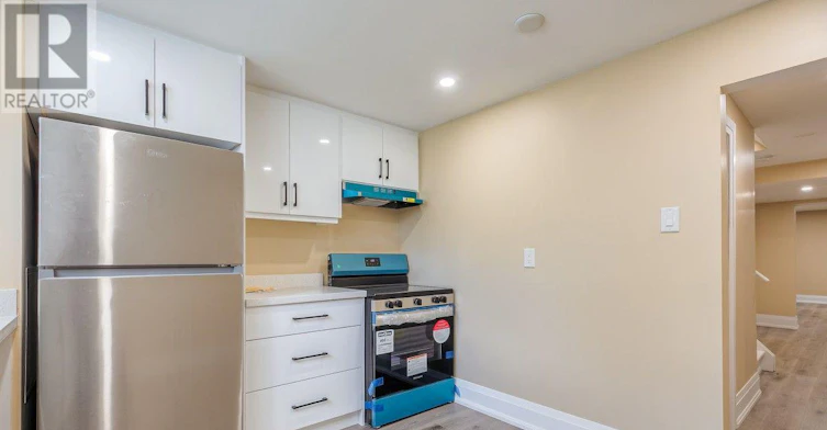 LOWER-257 Wales Crescent, Oakville, ON, L6L 3X8 - 9