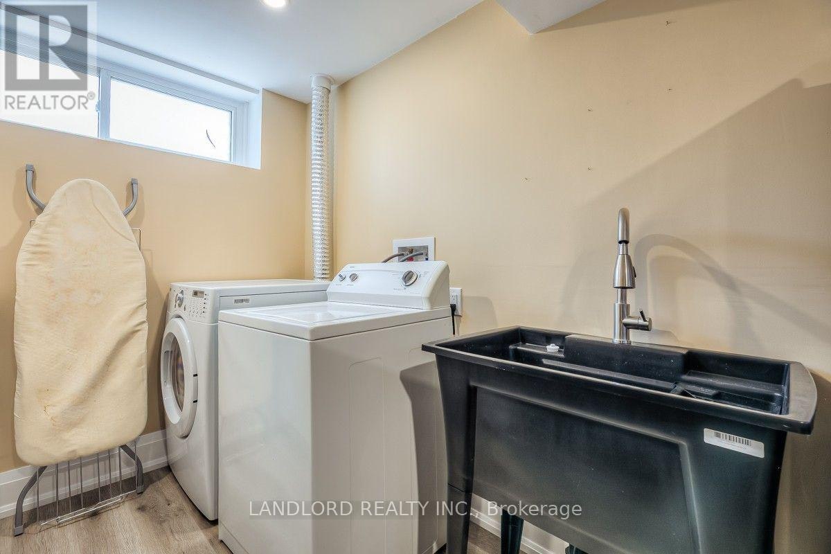 LOWER-257 Wales Crescent, Oakville, ON, L6L 3X8 - 13