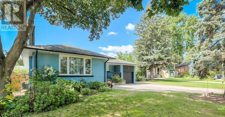 LOWER-257 Wales Crescent, Oakville, ON, L6L 3X8