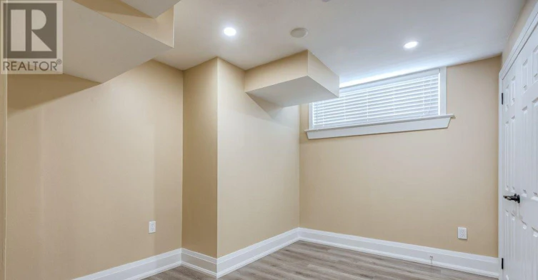 LOWER-257 Wales Crescent, Oakville, ON, L6L 3X8 - 10