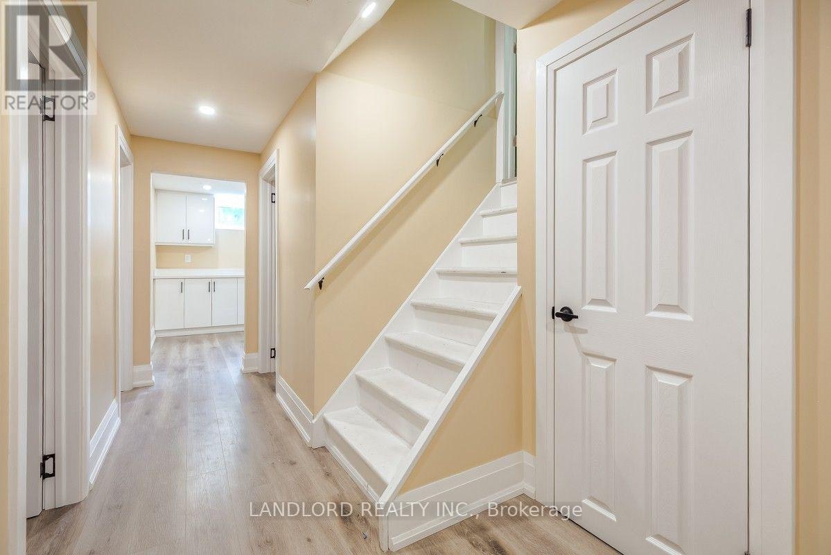 LOWER-257 Wales Crescent, Oakville, ON, L6L 3X8 - 5