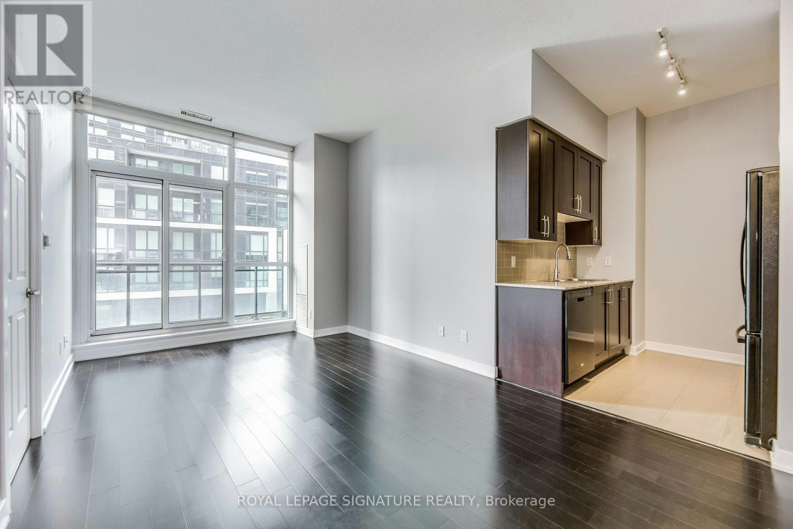 311-4070 Confederation Parkway, Mississauga, ON, L5B 0E9 - 8
