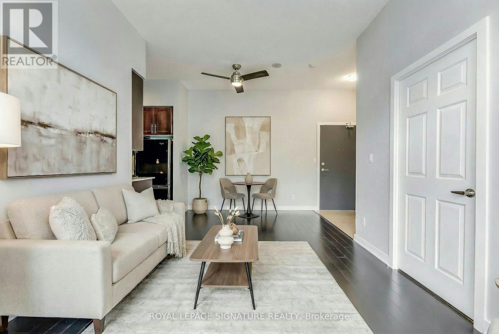311-4070 Confederation Parkway, Mississauga, ON, L5B 0E9 - 2
