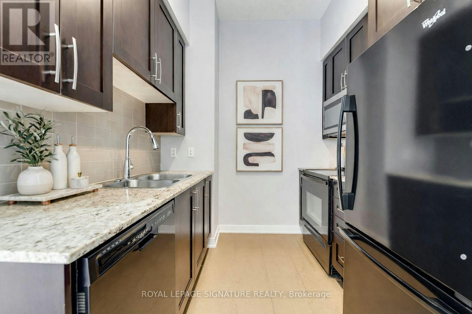 311-4070 Confederation Parkway, Mississauga, ON, L5B 0E9 - 3