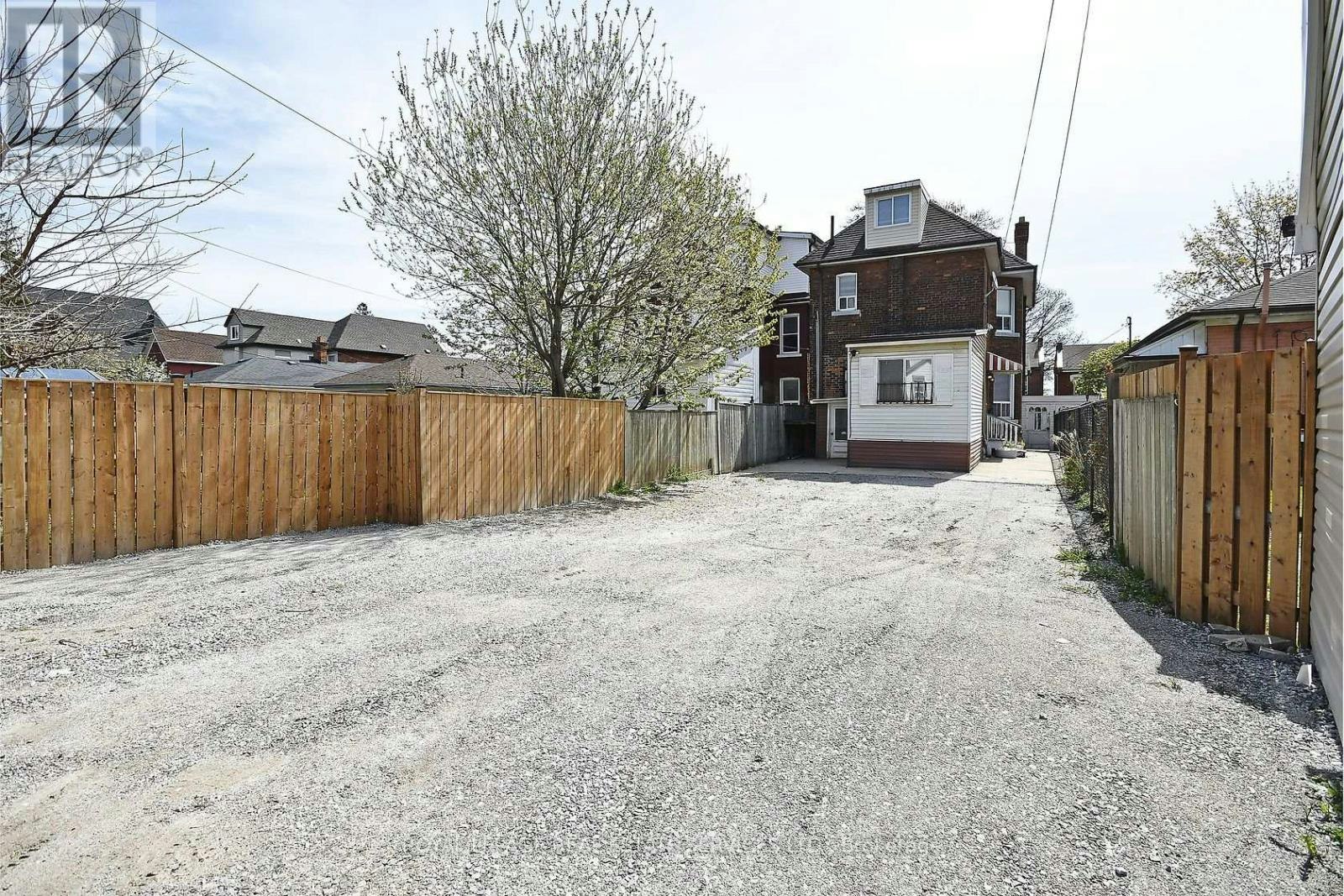MAIN-47 Emerald Avenue N, Hamilton, ON, L8L 5K2 - 12