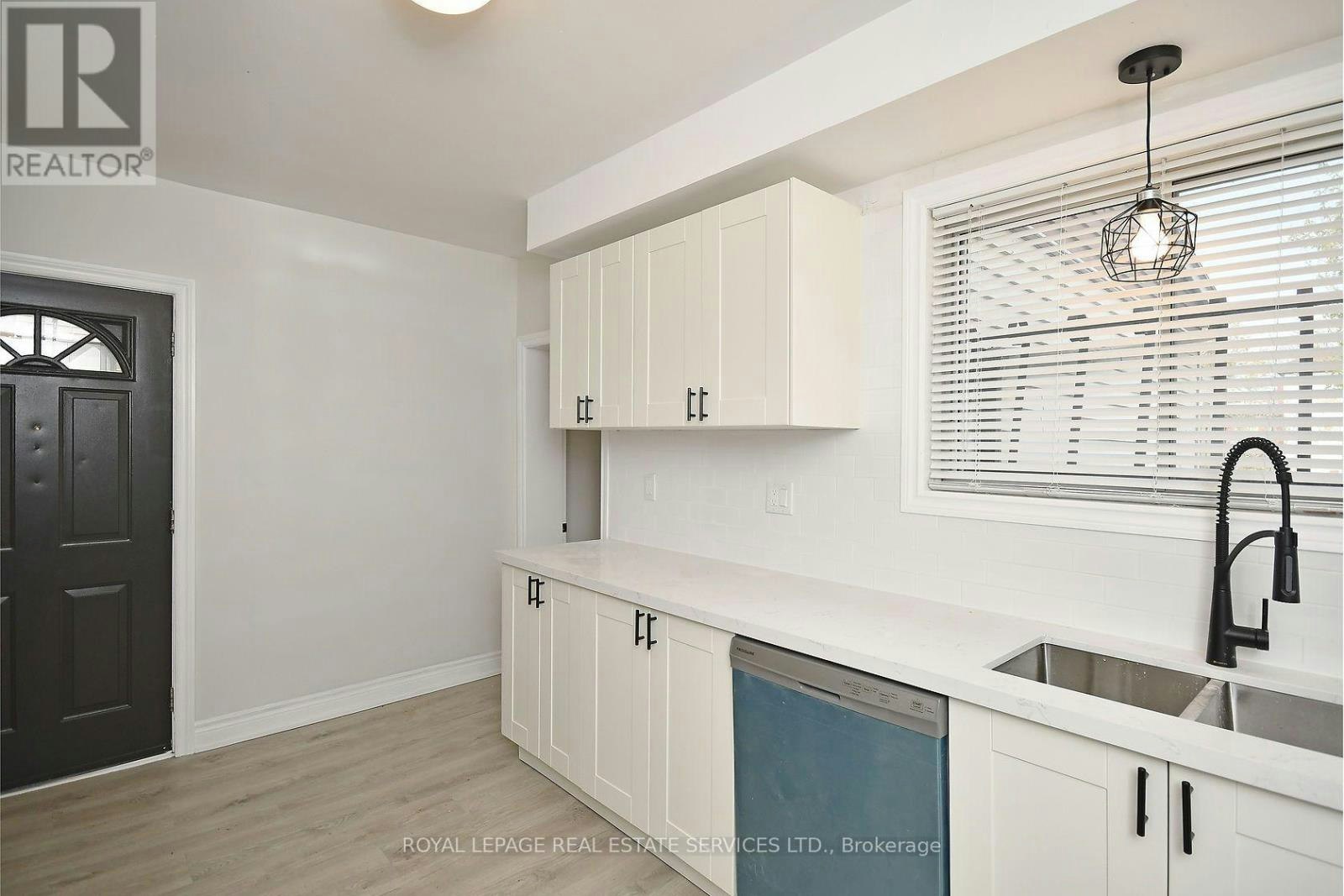 MAIN-47 Emerald Avenue N, Hamilton, ON, L8L 5K2 - 3