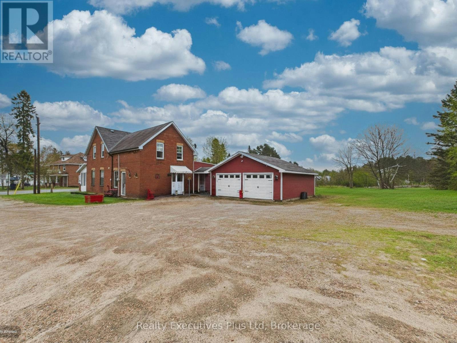 16 Albert Street, Sundridge, ON, P0A 1Z0