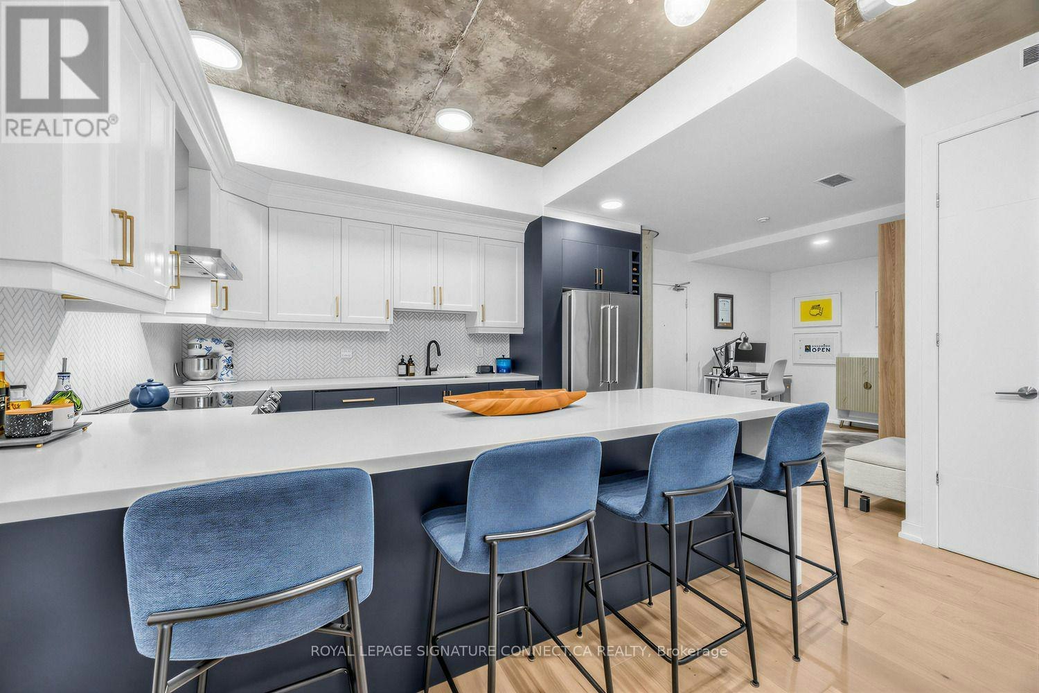 PH806-66 Portland Street, Toronto, ON, M5V 2M6 - 6