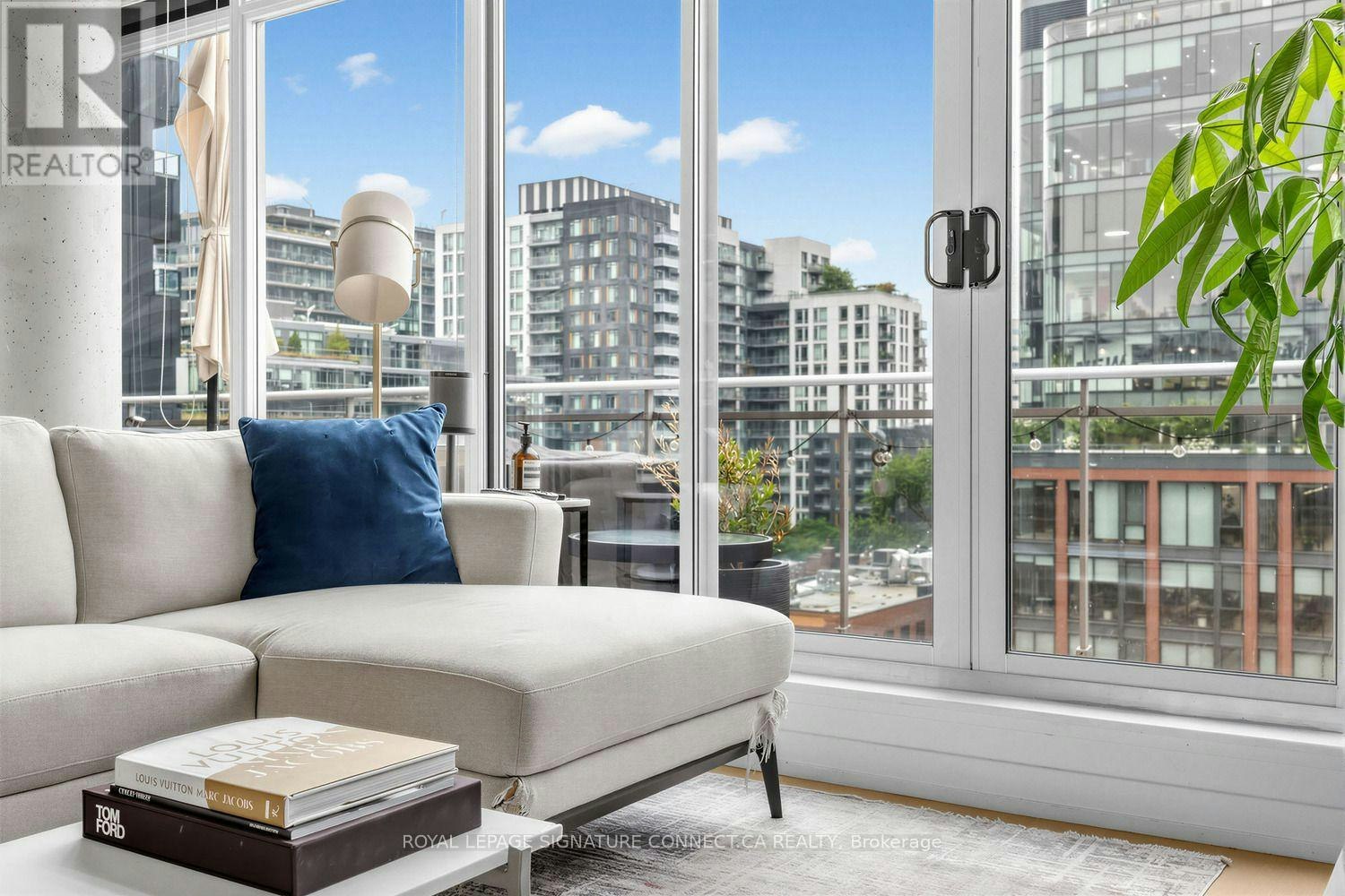 PH806-66 Portland Street, Toronto, ON, M5V 2M6 - 16