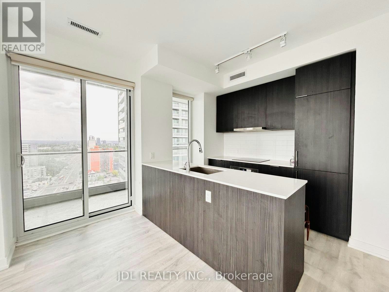 S1709-8 Olympic Garden Drive, Toronto, ON, M2M 0B9 - 4