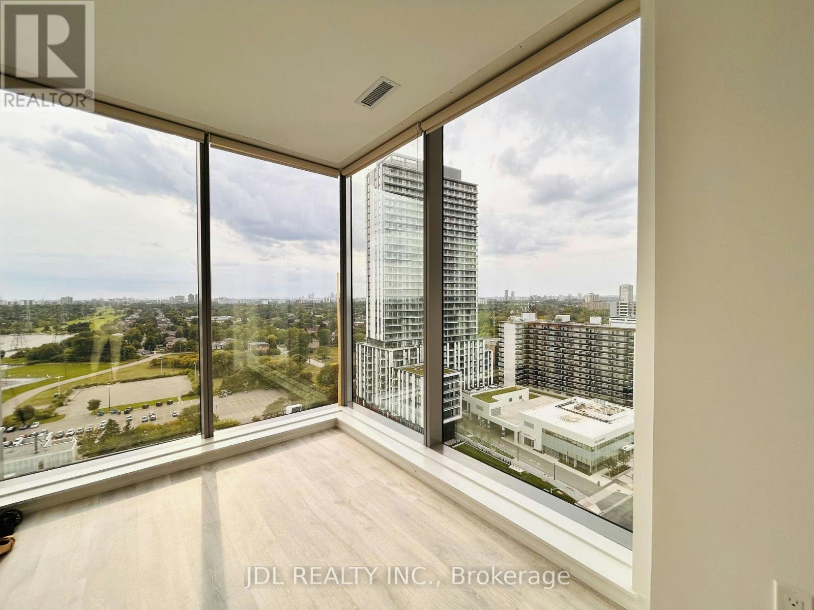 S1709-8 Olympic Garden Drive, Toronto, ON, M2M 0B9 - 6