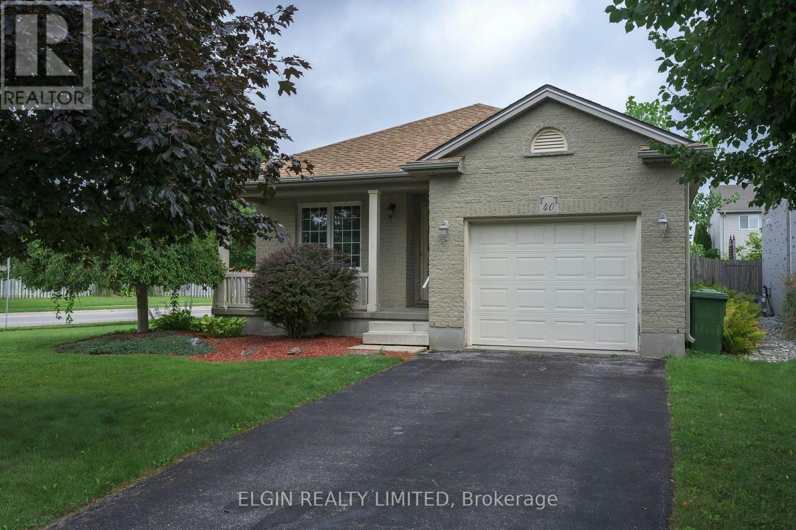 40 Schreyer Drive, St. Thomas, ON, N5R 6G9