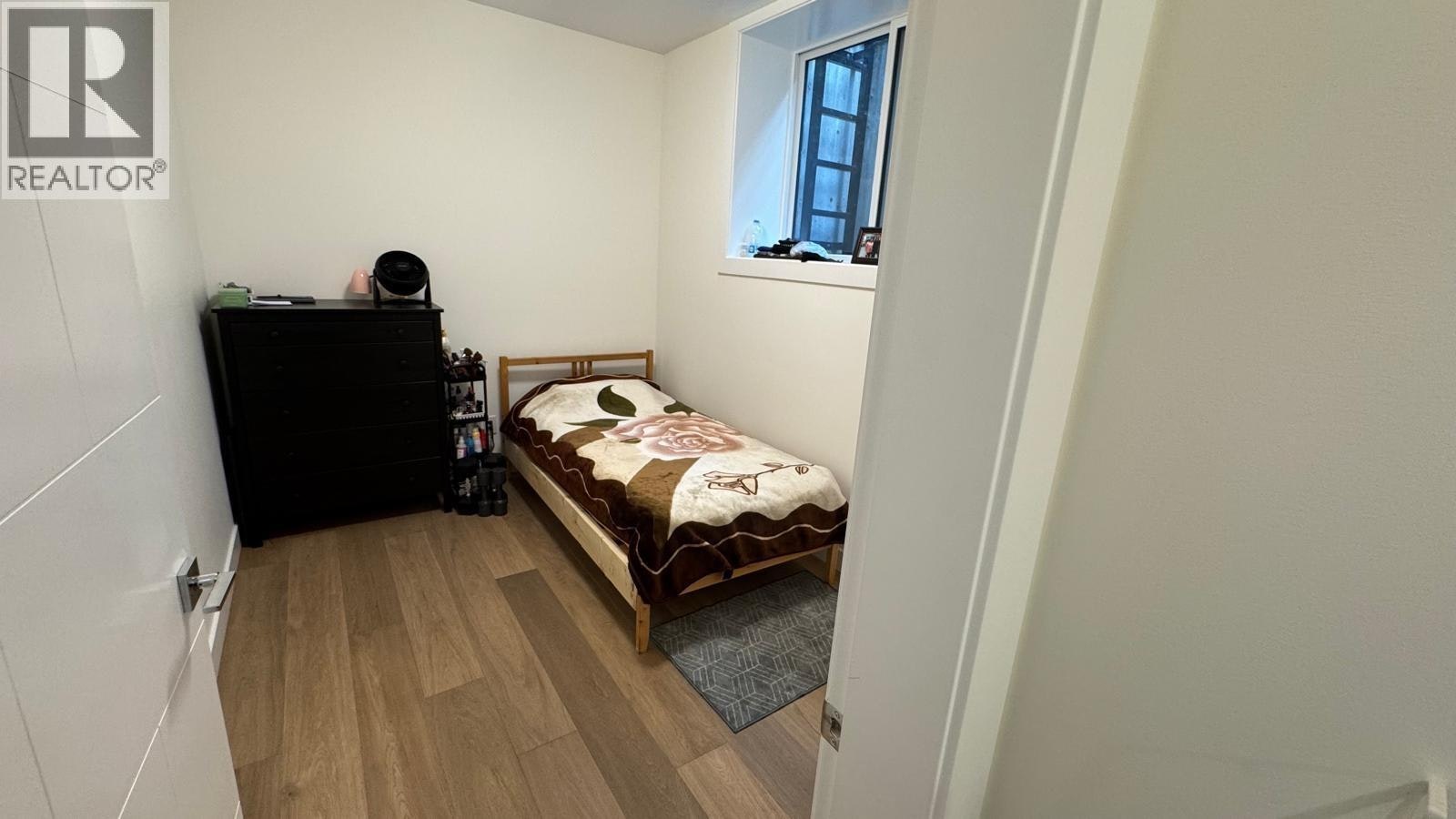 Lower Floor-463 W 14th Street, North Vancouver, BC, V7M 2Y1 - 6