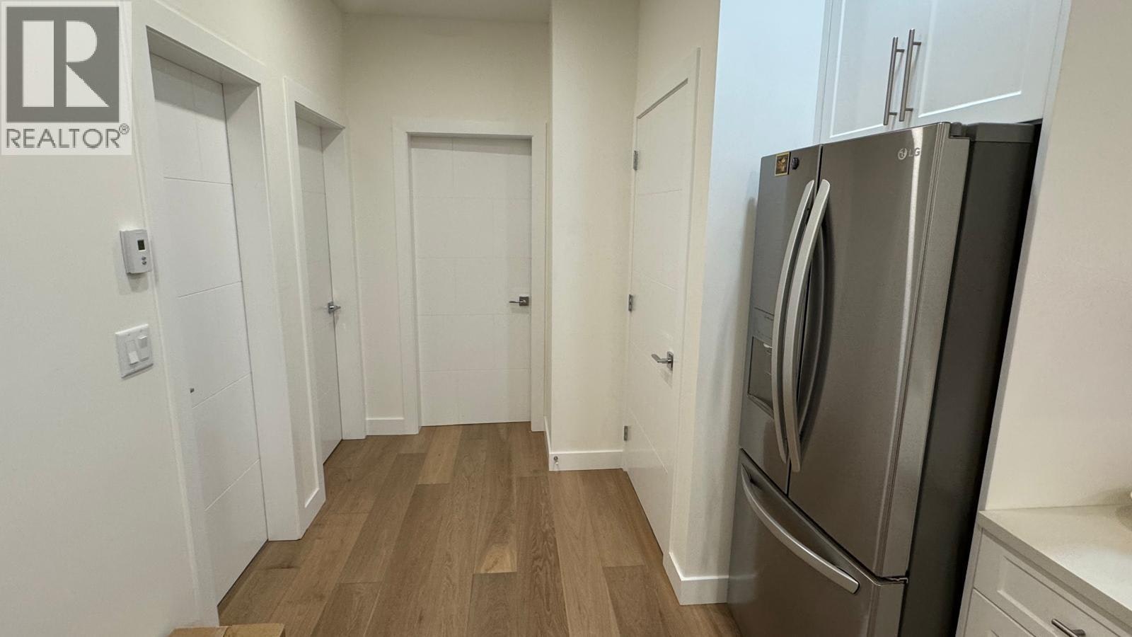 Lower Floor-463 W 14th Street, North Vancouver, BC, V7M 2Y1 - 5