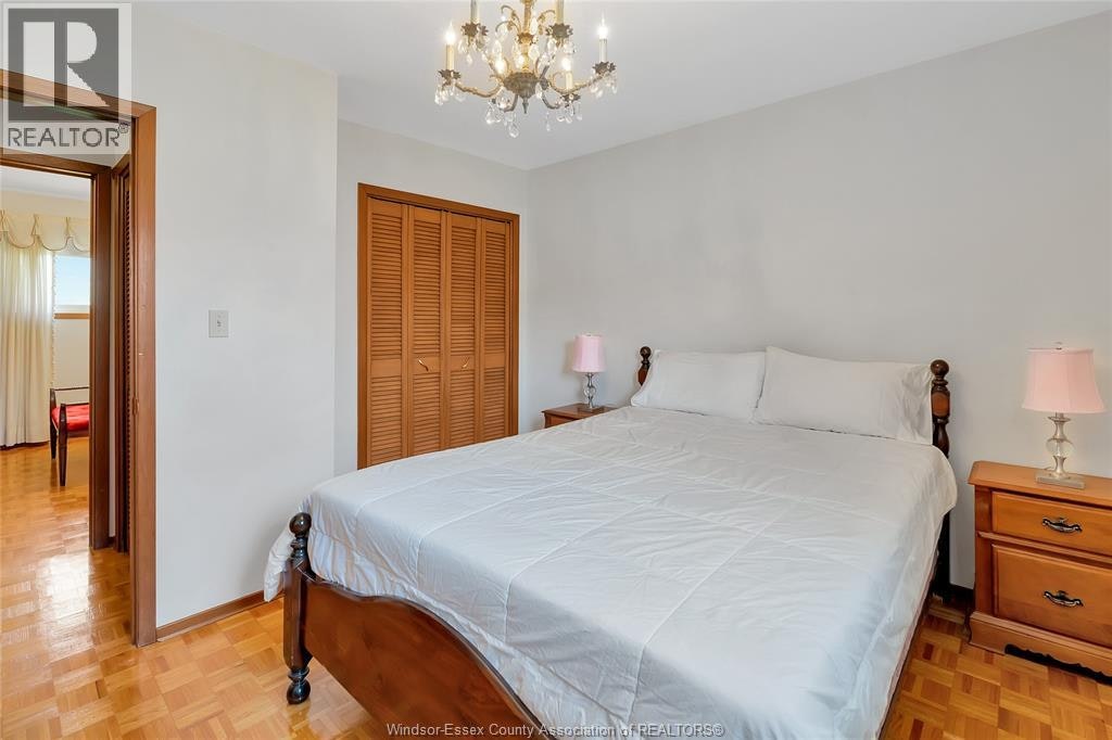 1689 Shawnee, Tecumseh, ON, N8N 1S4 - 14