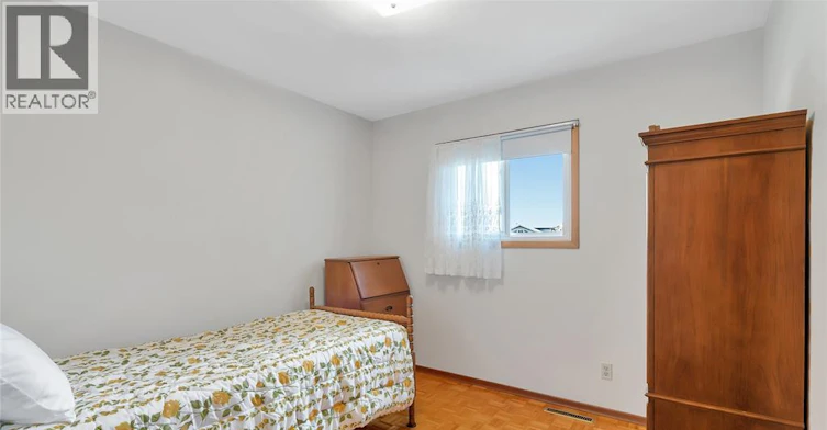 1689 Shawnee, Tecumseh, ON, N8N 1S4 - 13