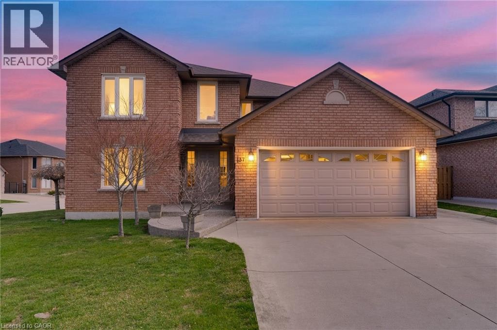 137 National Drive, Hamilton, ON, L6M 0H1