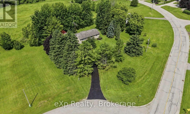 313 Bruce 15 Road