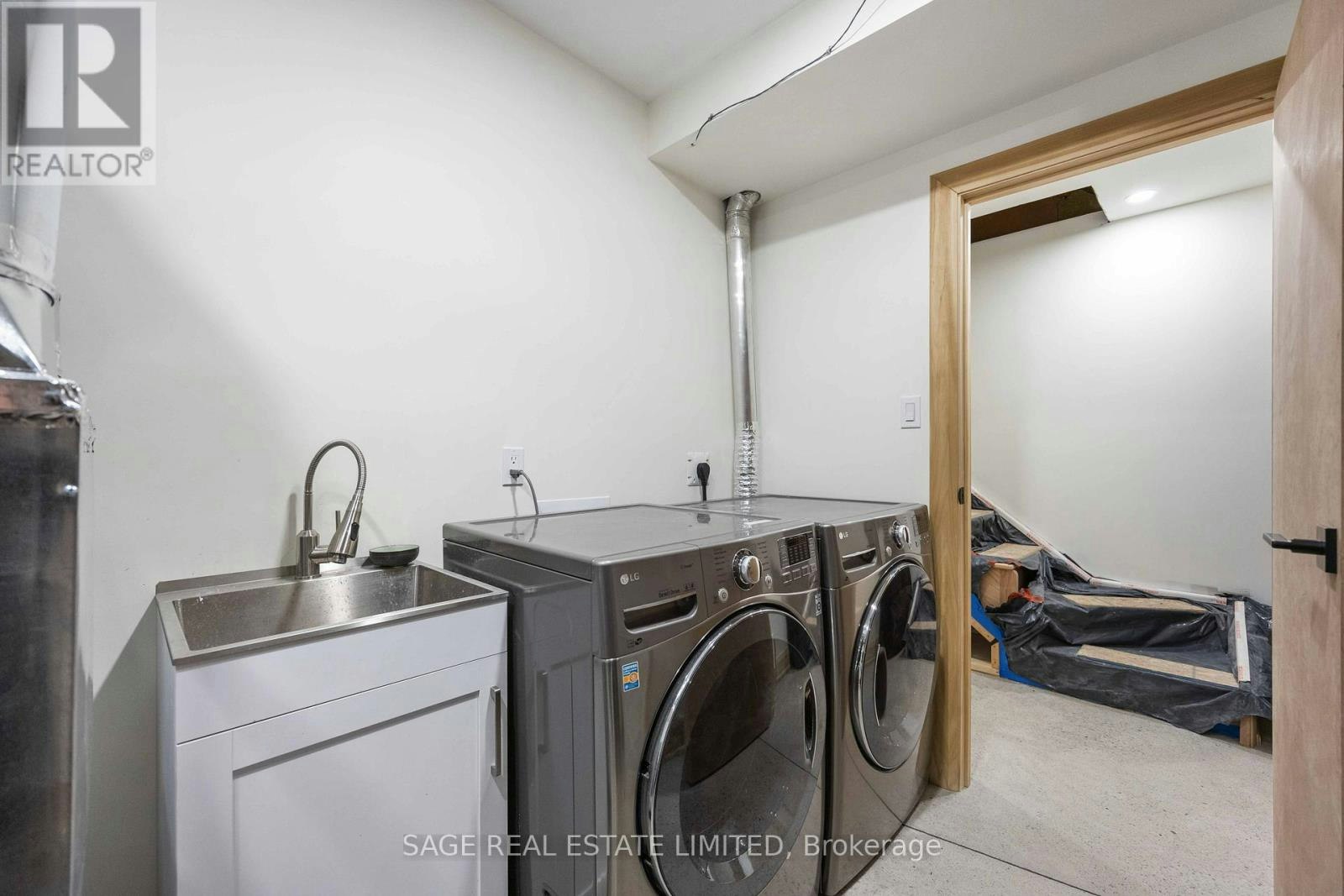 LOWER-67 Shannon Street, Toronto, ON, M6J 2E6 - 24