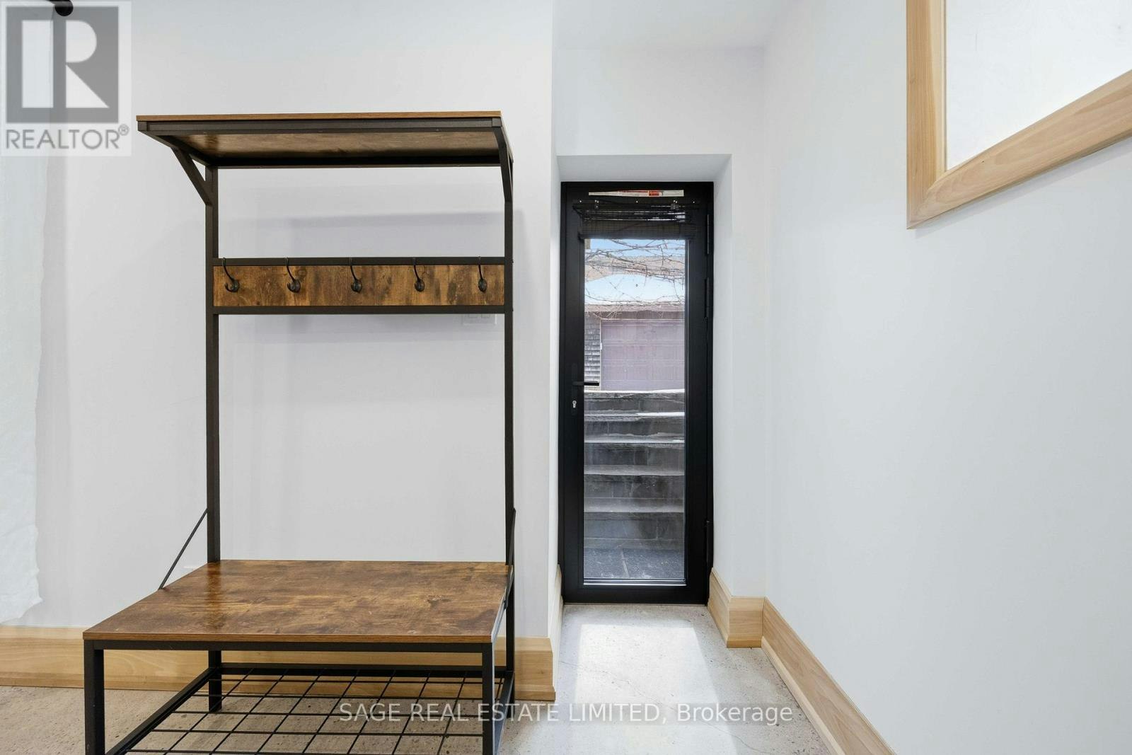 LOWER-67 Shannon Street, Toronto, ON, M6J 2E6 - 4