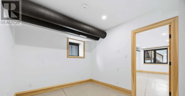 LOWER-67 Shannon Street, Toronto, ON, M6J 2E6 - 17