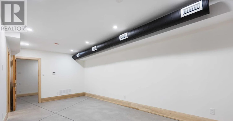 LOWER-67 Shannon Street, Toronto, ON, M6J 2E6 - 10