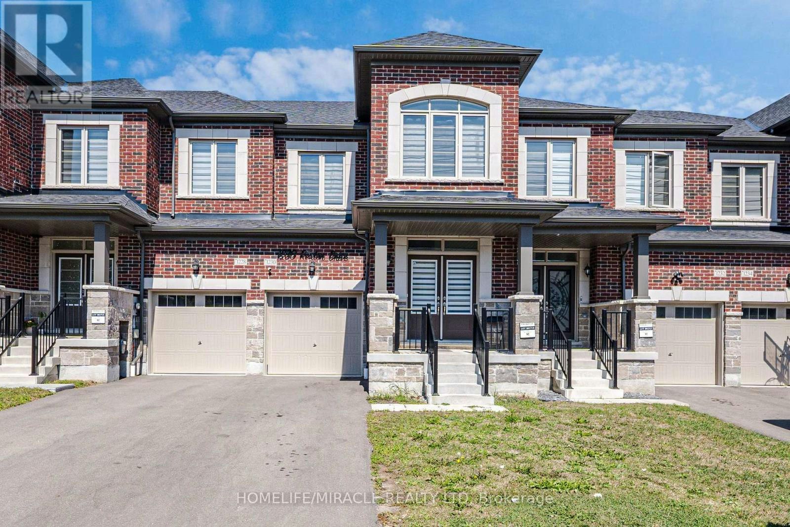 1230 Rexton Drive, Oshawa, ON, L1L 0T3