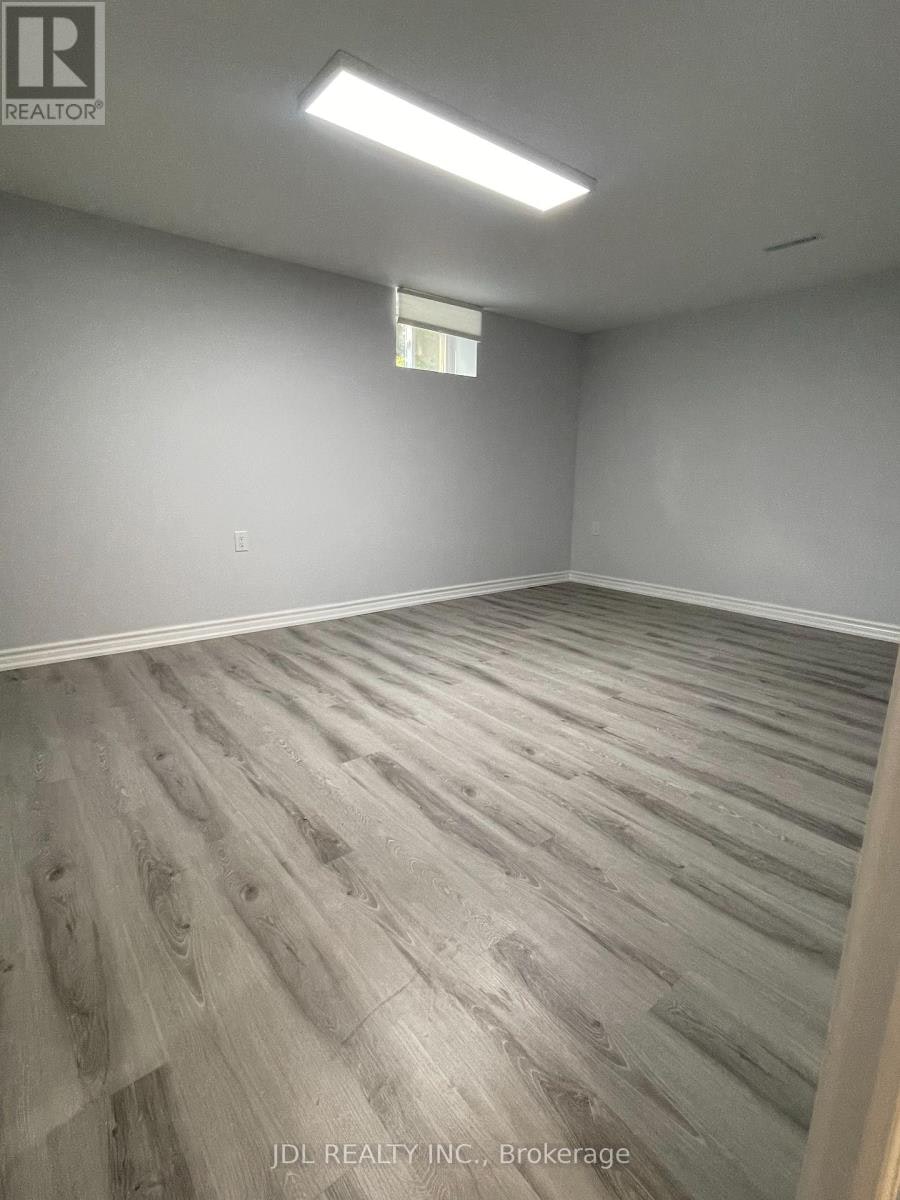 29 Summerglade Drive, Toronto, ON, M1S 1W8 - 9