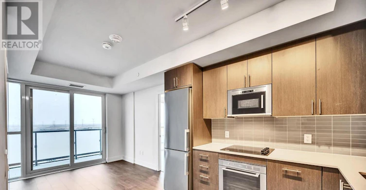 905-2550 Simcoe Street N, Oshawa, ON, L1L 0R5 - 4