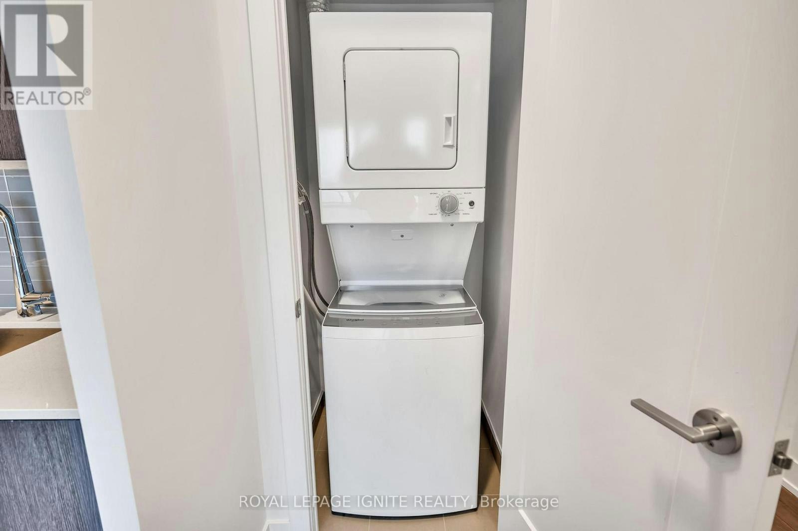 905-2550 Simcoe Street N, Oshawa, ON, L1L 0R5 - 22