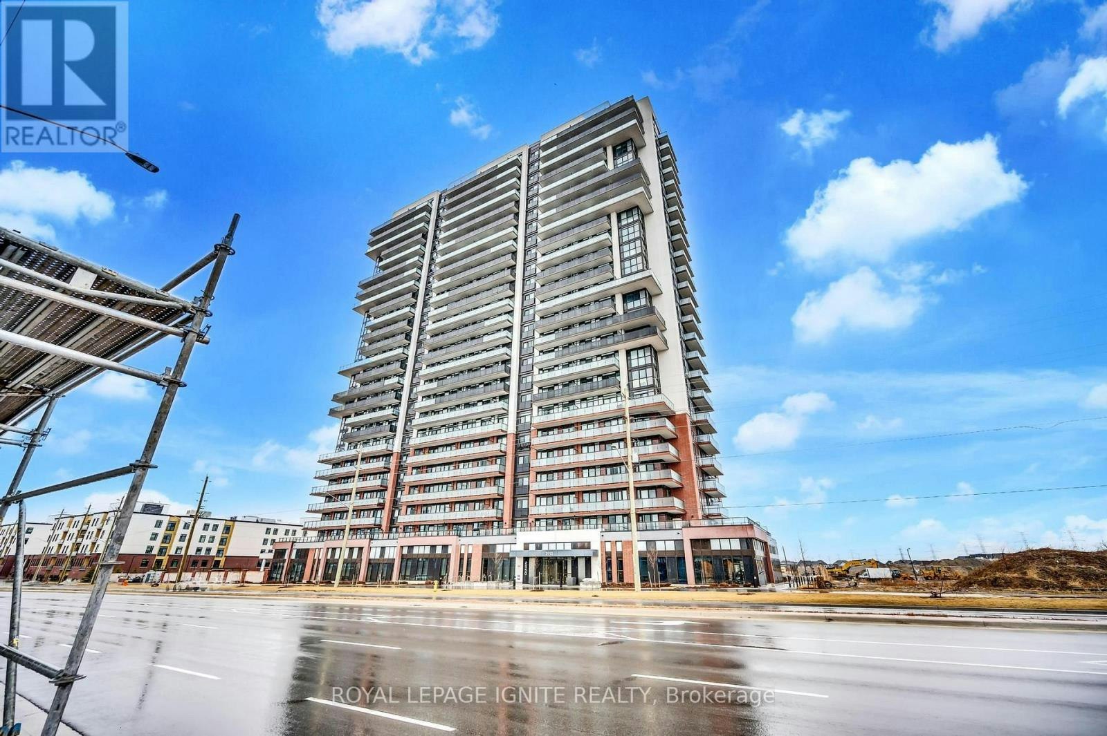 905-2550 Simcoe Street N, Oshawa, ON, L1L 0R5