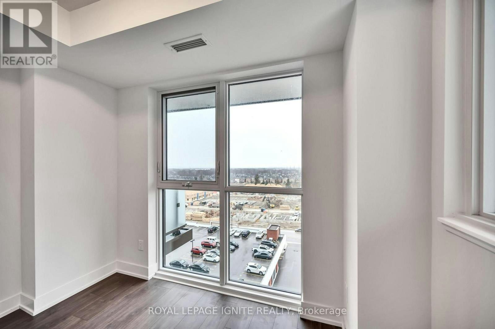 905-2550 Simcoe Street N, Oshawa, ON, L1L 0R5 - 18