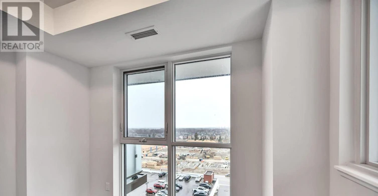 905-2550 Simcoe Street N, Oshawa, ON, L1L 0R5 - 18