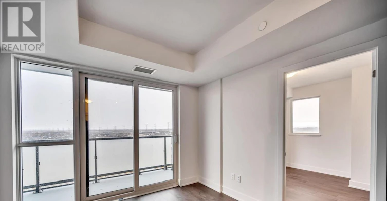 905-2550 Simcoe Street N, Oshawa, ON, L1L 0R5 - 9