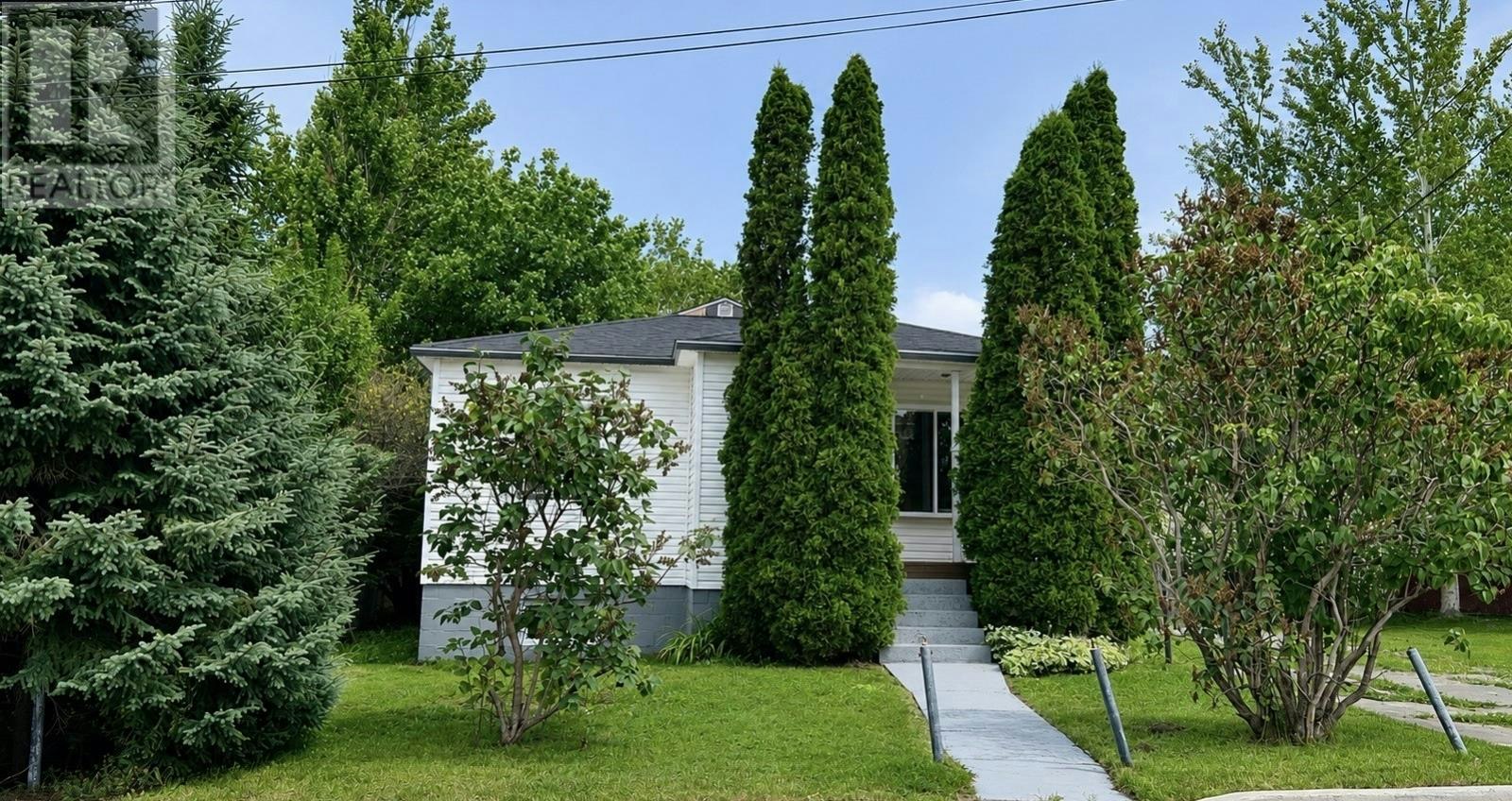 4 Patrick Street, Grand Falls-Windsor, NL, A2B 1A9