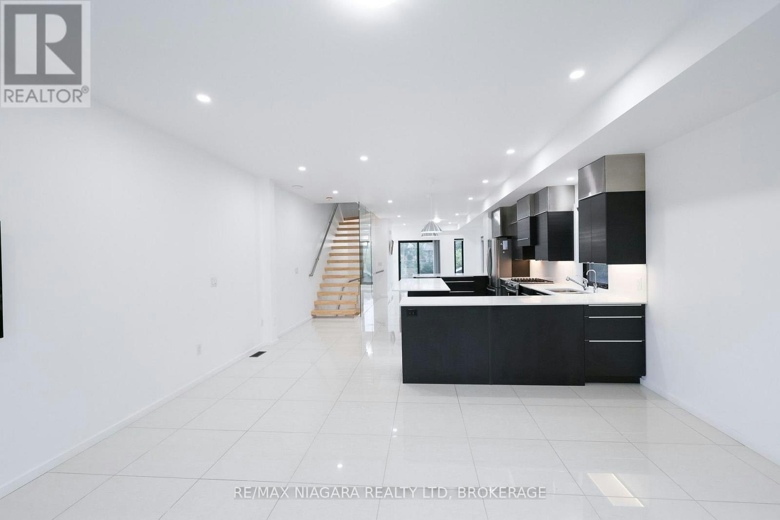 72 First Street, Welland, ON, L3B 4R9 - 15
