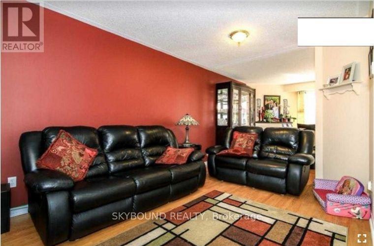 UPPER-24 Larkspur Road, Brampton, ON, L6R 2T6 - 2