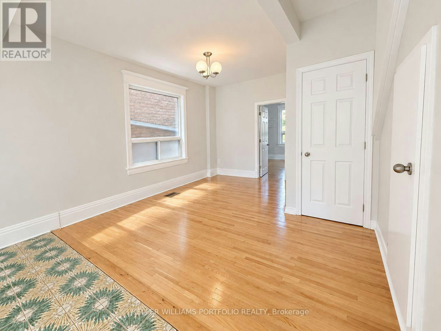 MAIN FL-184 Franklin Avenue, Toronto, ON, M6P 3Y8 - 3