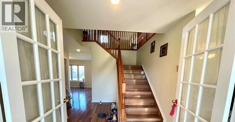 729 Donjon Court, Windsor, ON, N9G 2W3 - 10