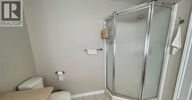 729 Donjon Court, Windsor, ON, N9G 2W3 - 12