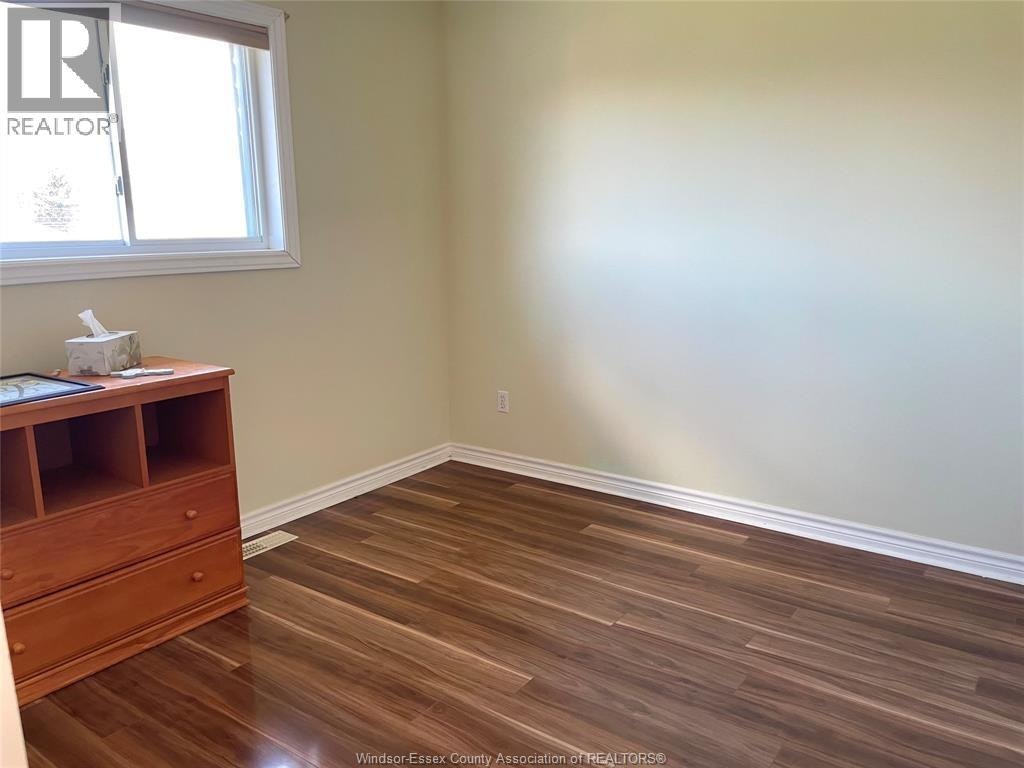 729 Donjon Court, Windsor, ON, N9G 2W3 - 14