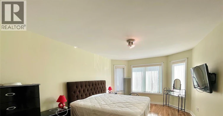 729 Donjon Court, Windsor, ON, N9G 2W3 - 13