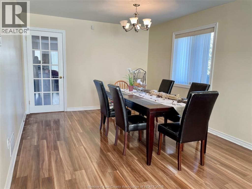 729 Donjon Court, Windsor, ON, N9G 2W3 - 4