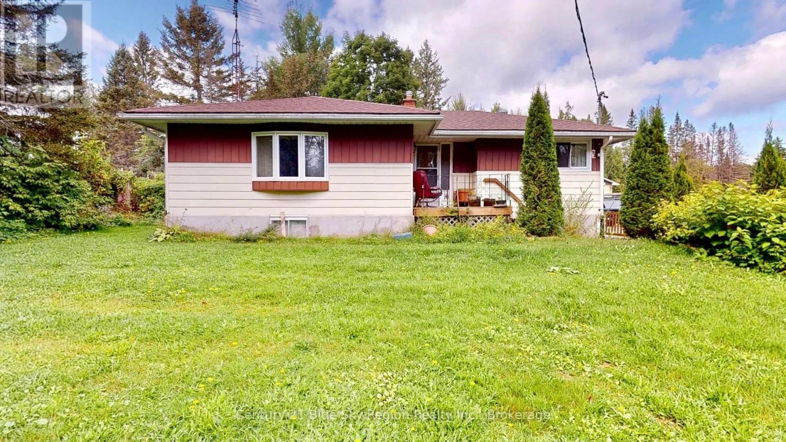 76 Horn Lake Road S, Armour, ON, P0A 1C0