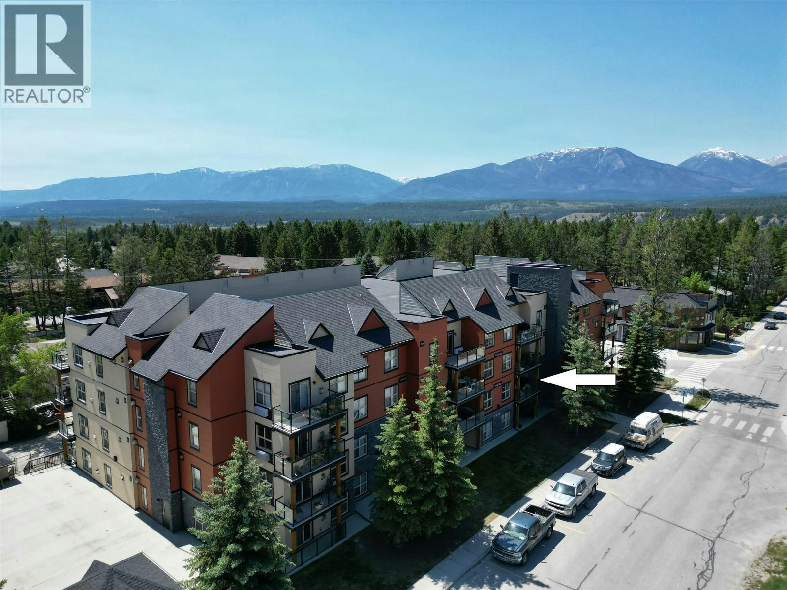 205-4874 Stanley Street, Radium Hot Springs, BC, V0A 1M0