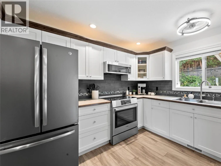 710 SE 17 Street, Salmon Arm, BC, V1E 1W2 - 34